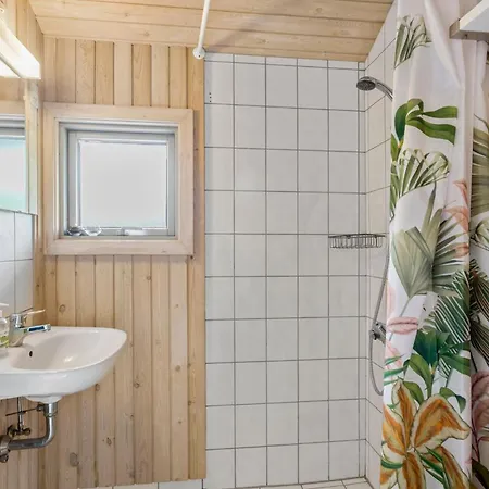 Holiday home Gorgeous In With Sauna *