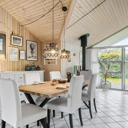Gorgeous In With Sauna Holiday home